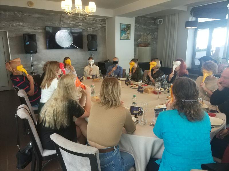 Мафия-НН: Маленький уютный бар, куда запрещено входить котикам для исправления своей природной ...