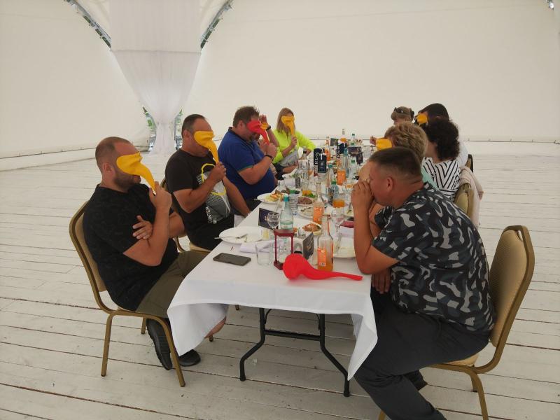 Мафия-НН: На закрытой территории, где каждый шаг напоминал о роскоши и власти, состоялась встреча уважаемых людей.